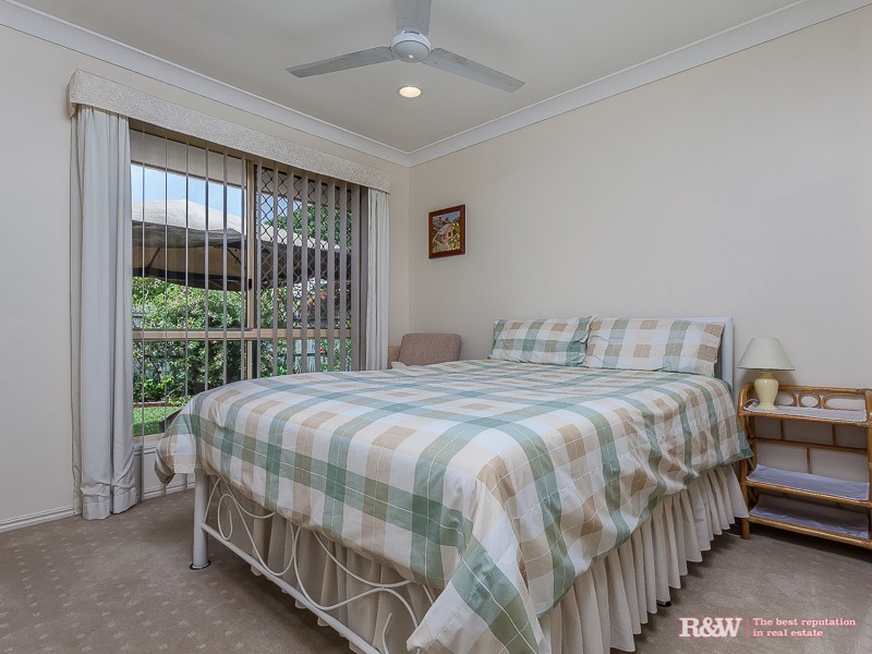 4 St Aidens Ct, Kallangur QLD 4503