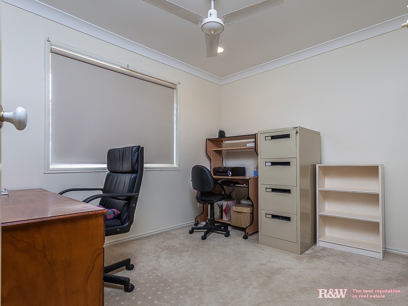 4 St Aidens Ct, Kallangur QLD 4503