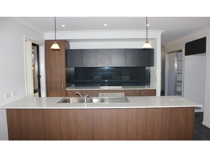 North Lakes QLD 4509