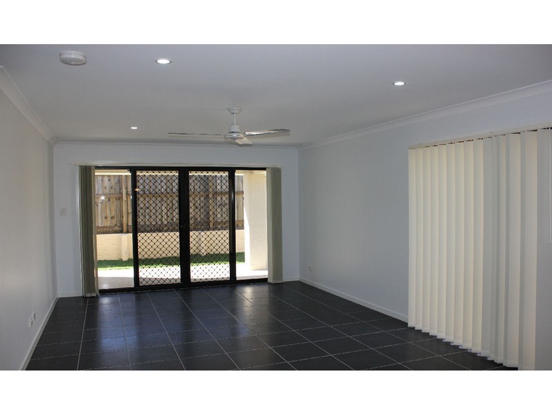 North Lakes QLD 4509