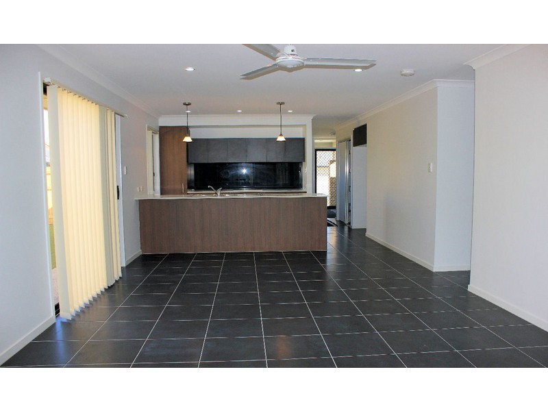 North Lakes QLD 4509