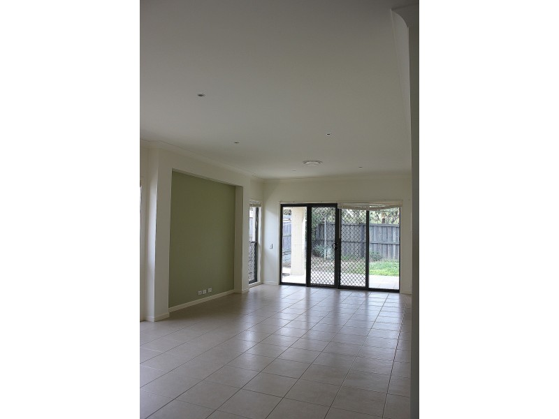 North Lakes QLD 4509