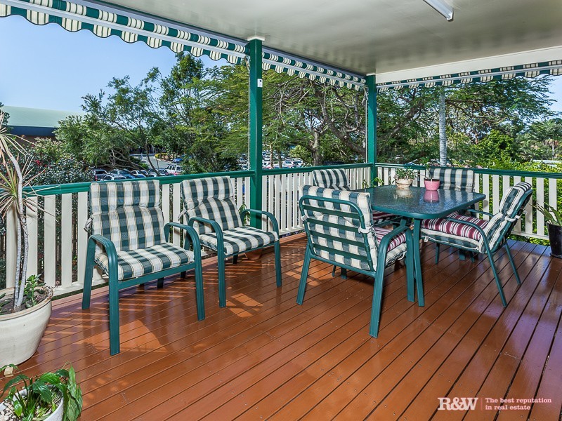 18 Aquarius St, Kallangur QLD 4503