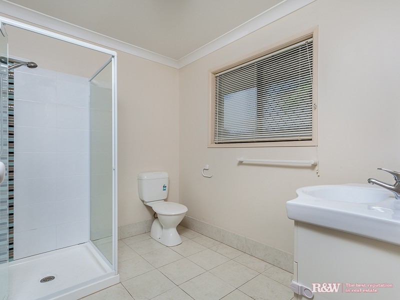 58 Brickworks Rd, Kallangur QLD 4503