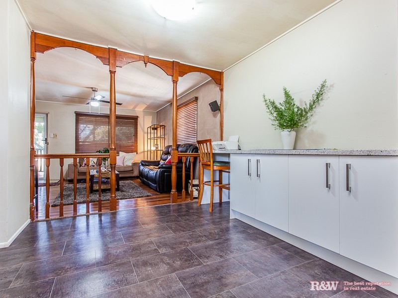 18 Viney Avenue, Kallangur QLD 4503