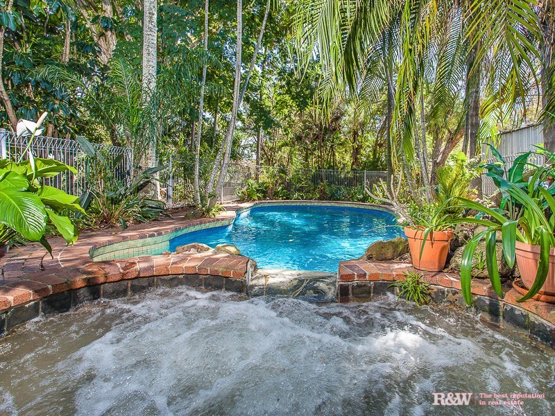 18 Viney Avenue, Kallangur QLD 4503