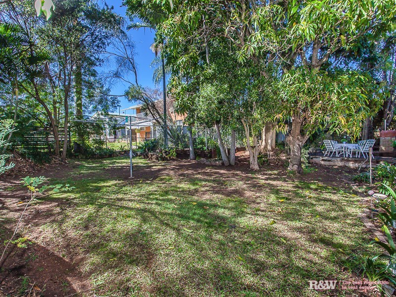 18 Viney Avenue, Kallangur QLD 4503