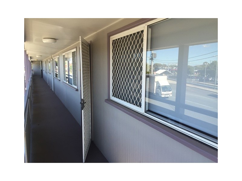 1/8-10 Ebert Pde, Lawnton QLD 4501