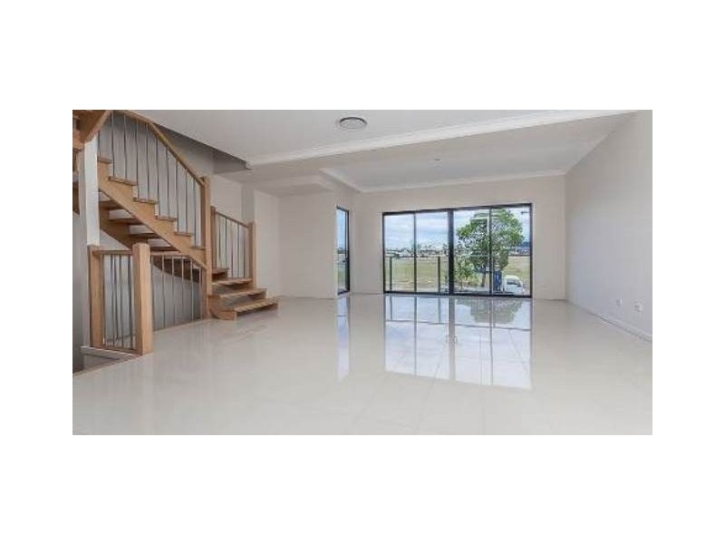 North Lakes QLD 4509