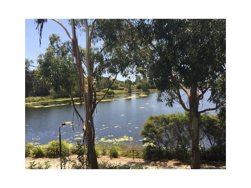 North Lakes QLD 4509