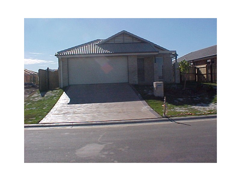 48 LAKE MANCHESTER ST, Logan Reserve QLD 4133