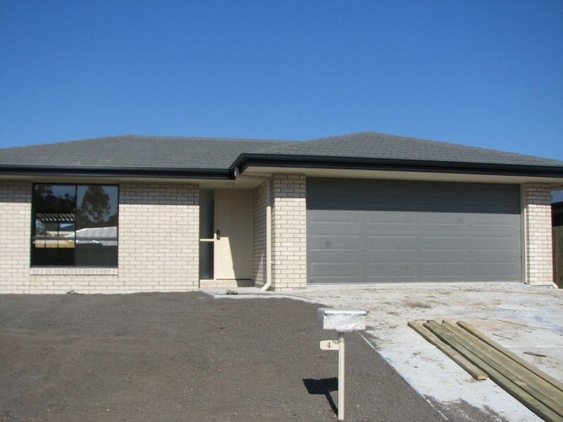 4 LIFESTYLE CLOSE, Waterford West QLD 4133