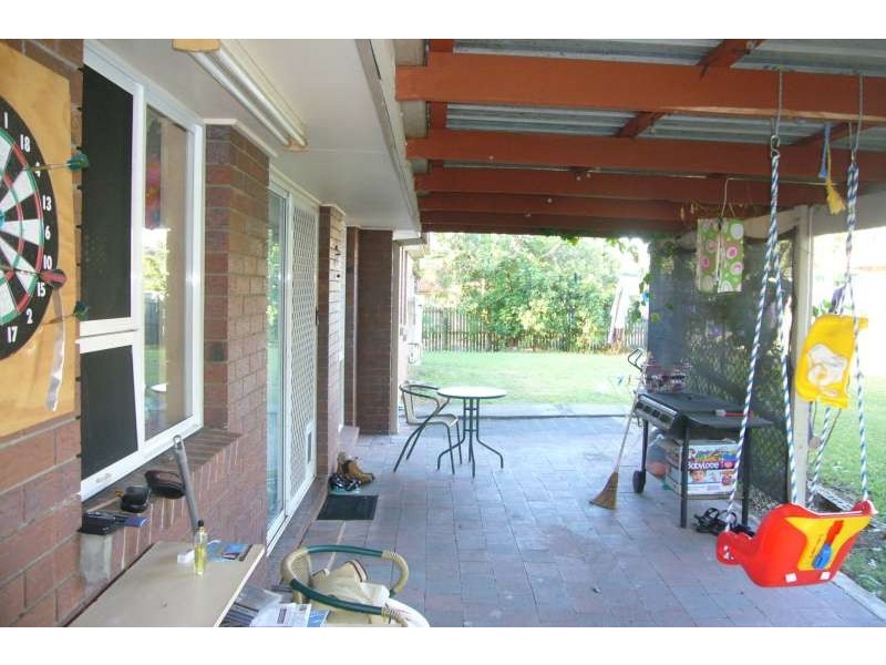 2 TIMBERLEE DRIVE, Marsden QLD 4132