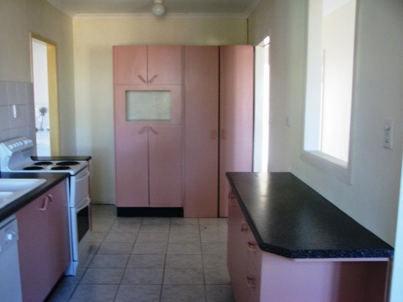 675 BROWNS PLAINS ROAD, Marsden QLD 4132