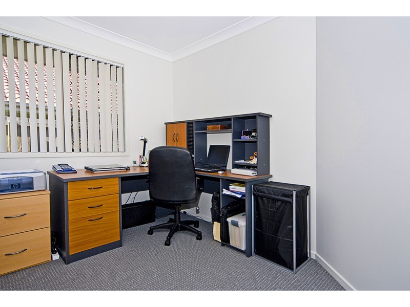 15 Lahore, Crestmead QLD 4132