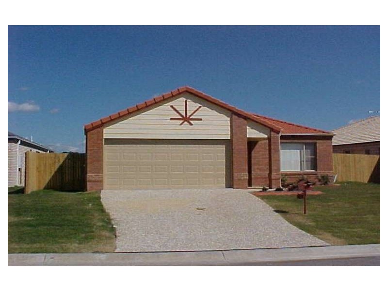 68 LAKE MANCHESTER STREET, Logan Reserve QLD 4133