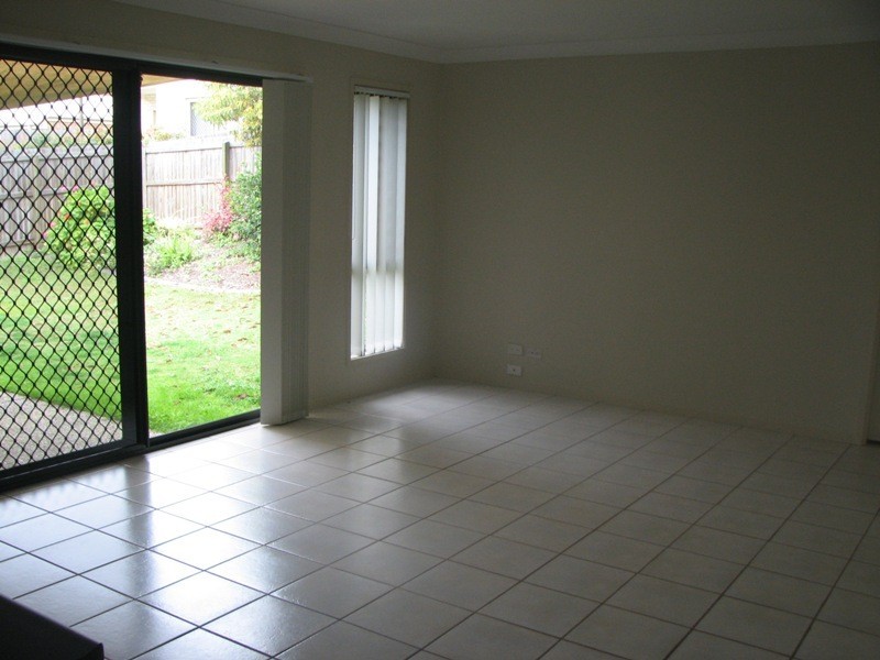 12 ORCHARD CRESCENT, Springfield Lakes QLD 4300