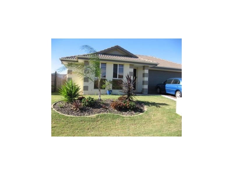 78 LAKE MANCHESTER STREET, Logan Reserve QLD 4133