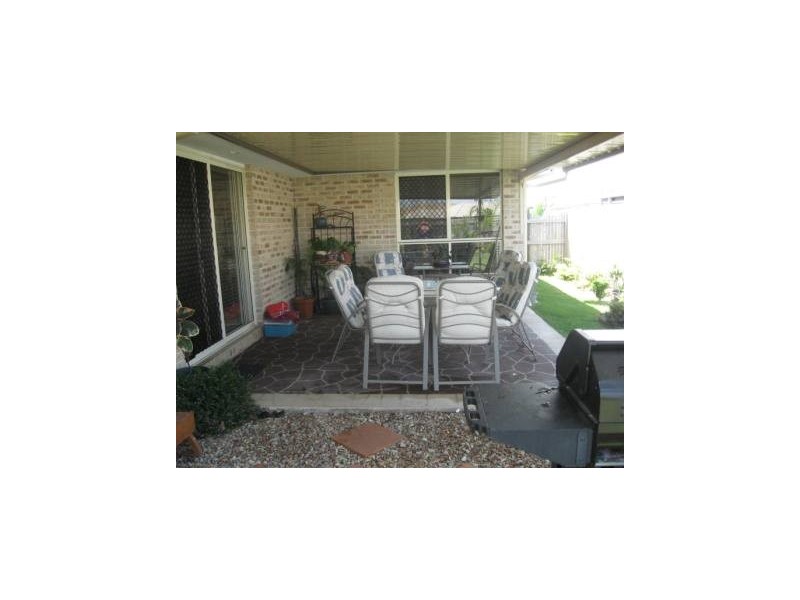 78 LAKE MANCHESTER STREET, Logan Reserve QLD 4133