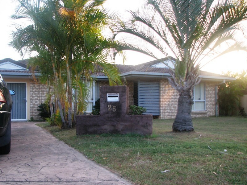 25 Debanie Ct, Marsden QLD 4132