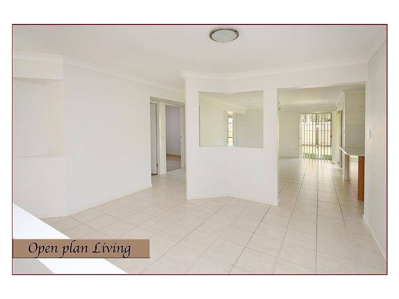 6 Blessing Pl, Boronia Heights QLD 4124