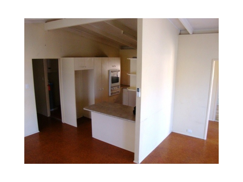 14 Pinewood Crt, Crestmead QLD 4132