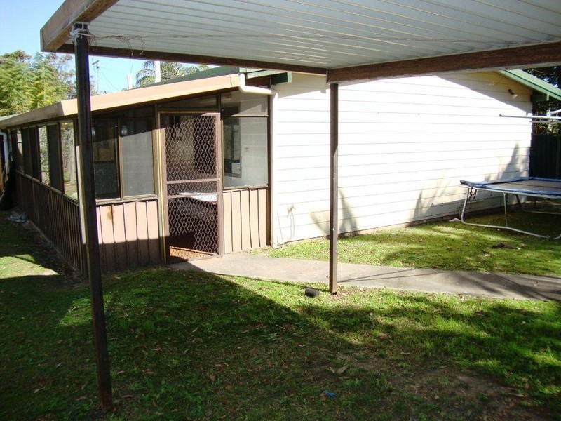 14 Pinewood Crt, Crestmead QLD 4132