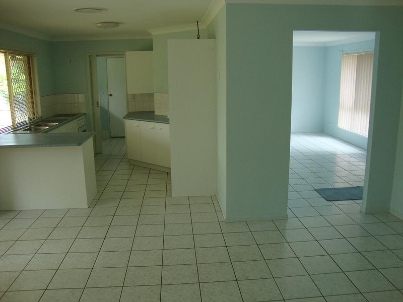 11 Grandview St, Crestmead QLD 4132