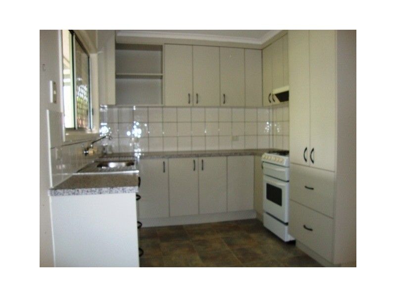 10 MELINDA ST, Marsden QLD 4132