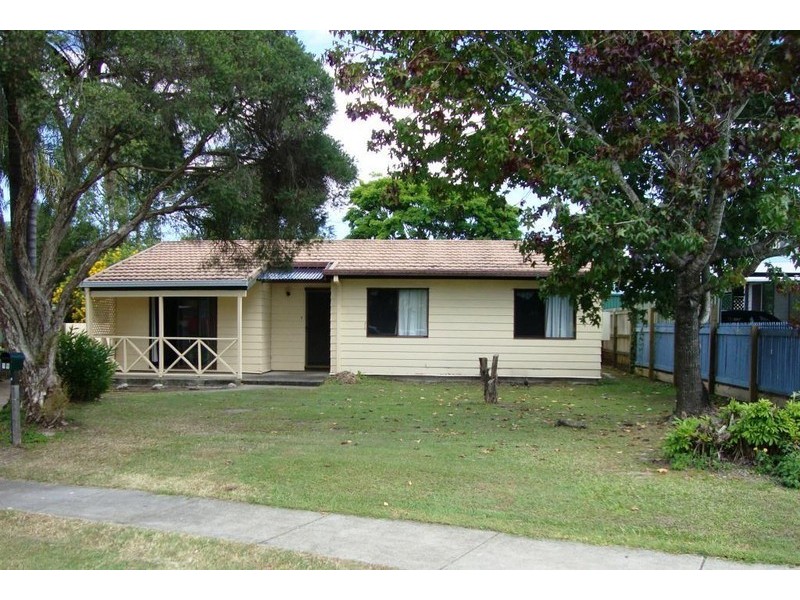 19 MERANTI ST, Crestmead QLD 4132