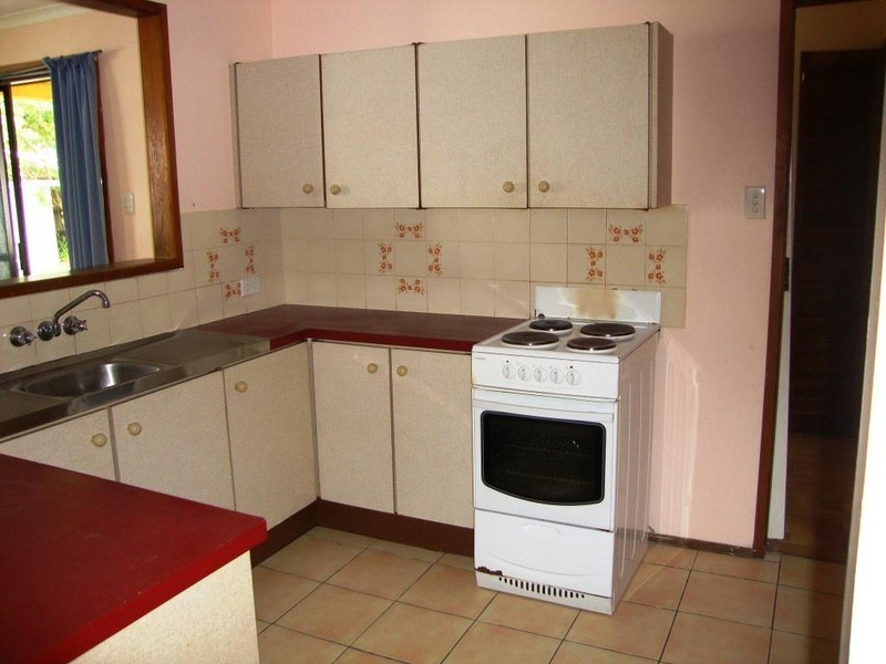 19 MERANTI ST, Crestmead QLD 4132