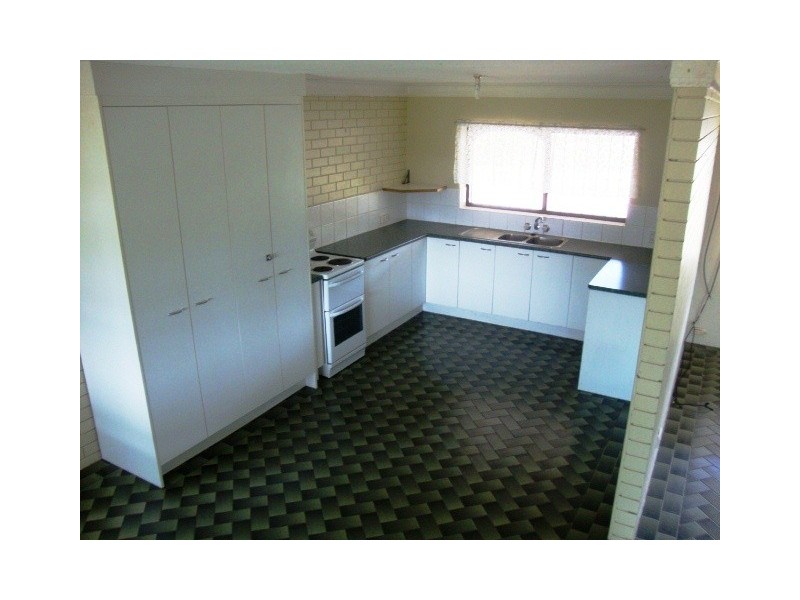 699 Kingston Rd, Waterford West QLD 4133