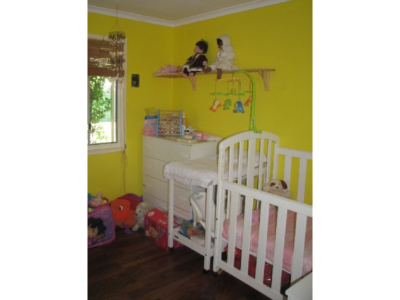 17 Peppermint Street, Crestmead QLD 4132