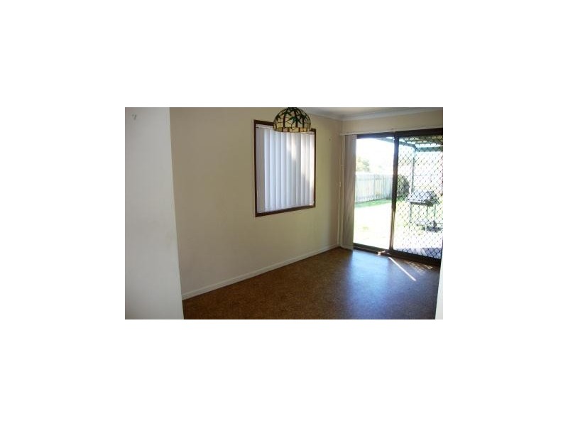 61 Mayfair Drv, Browns Plains QLD 4118