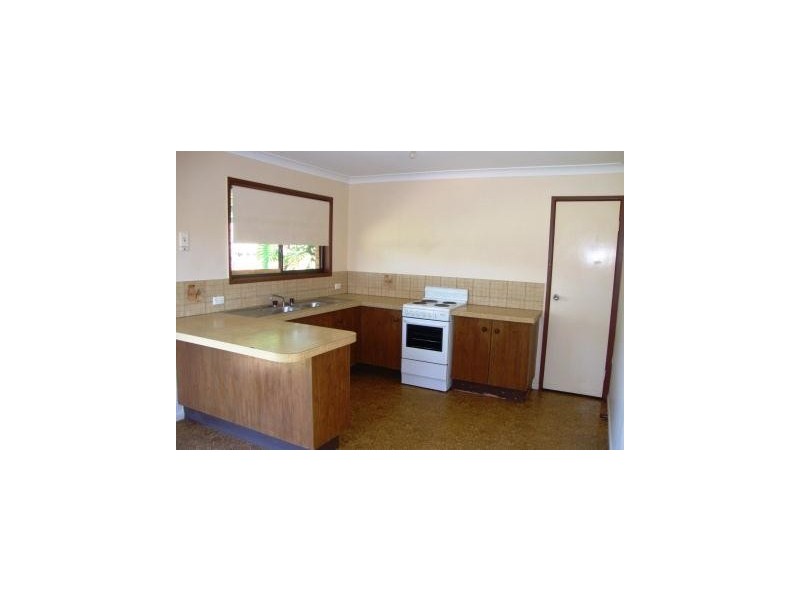 61 Mayfair Drv, Browns Plains QLD 4118
