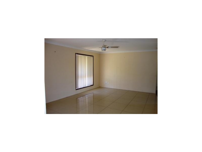 61 Mayfair Drv, Browns Plains QLD 4118
