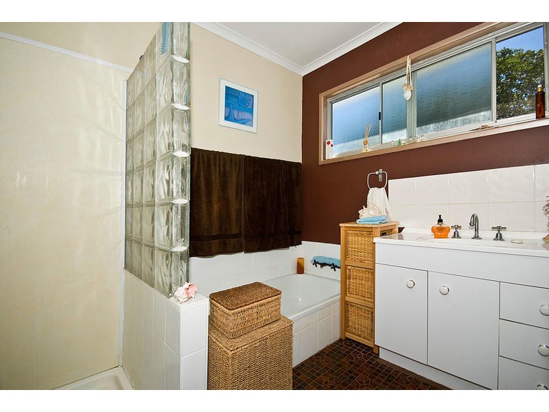 22 BLOODWOOD, Crestmead QLD 4132