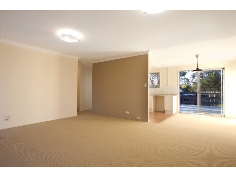 5 NarIanne, Marsden QLD 4132