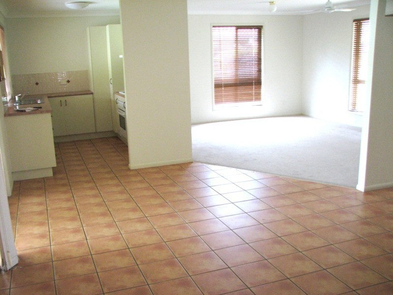 10 Lake Bogong, Logan Reserve QLD 4133