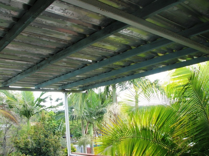 15 EWINGA, Kingston QLD 4114