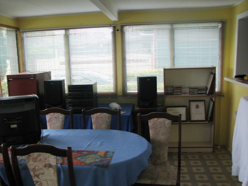 15 EWINGA, Kingston QLD 4114