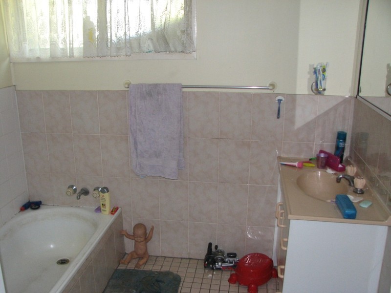 Crestmead QLD 4132