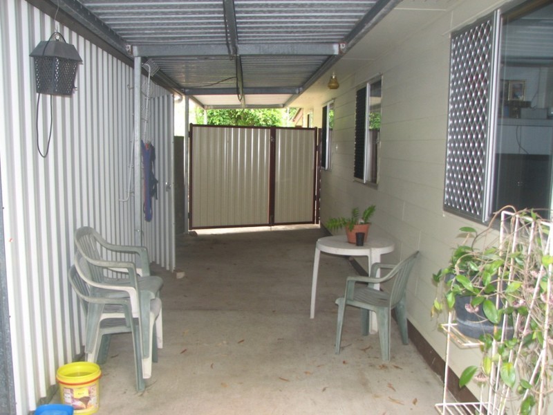 28 Strathallen Dr, Boronia Heights QLD 4124