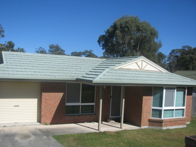 14 riseborough, Crestmead QLD 4132