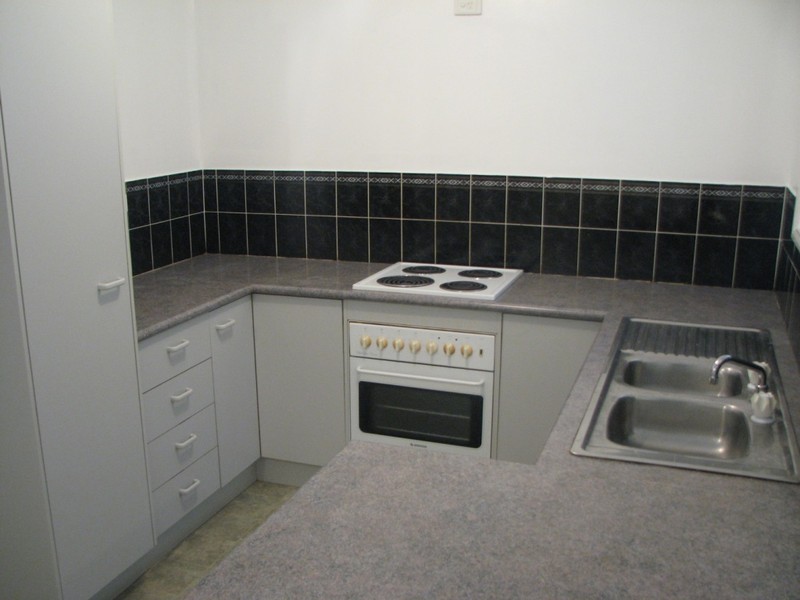 14 riseborough, Crestmead QLD 4132