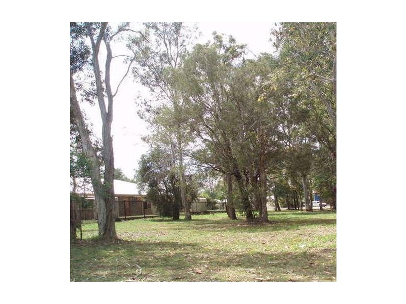 25 kelly st, Eagleby QLD 4207