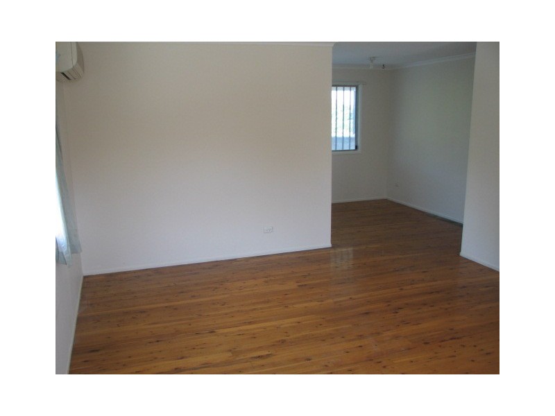 133 Waratah, Crestmead QLD 4132