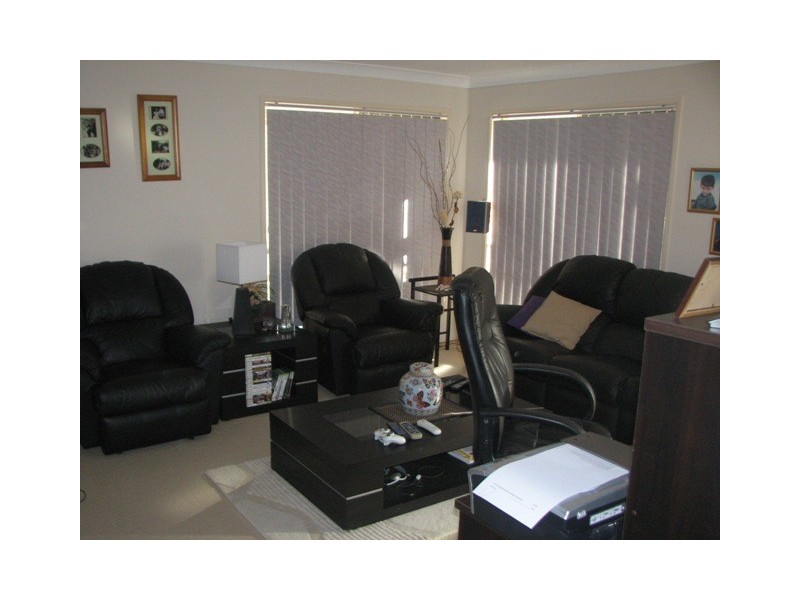 20 James St, Crestmead QLD 4132