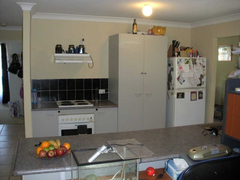 9 Riseborough cr, Crestmead QLD 4132