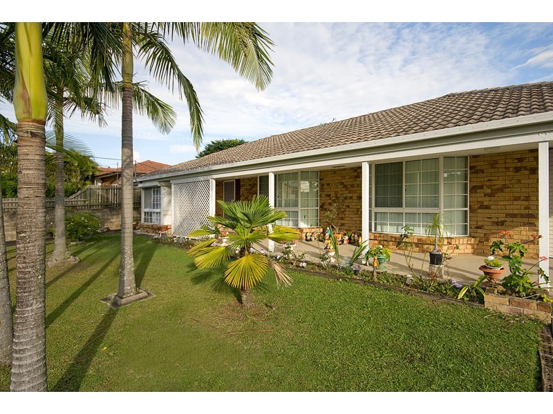 17 Hydrabad Street, Regents Park QLD 4118